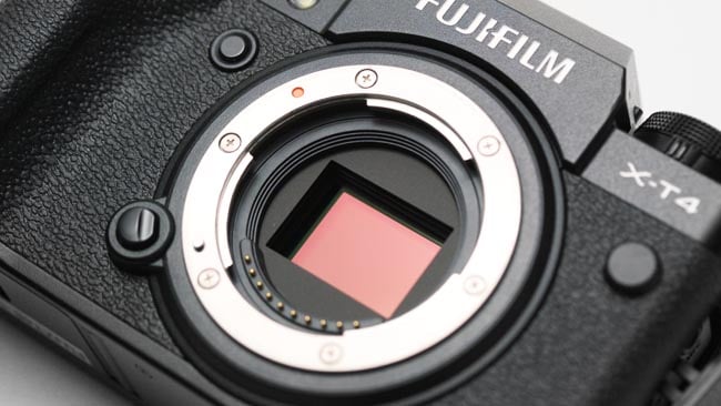 Fujifilm X-T4 review lens mount